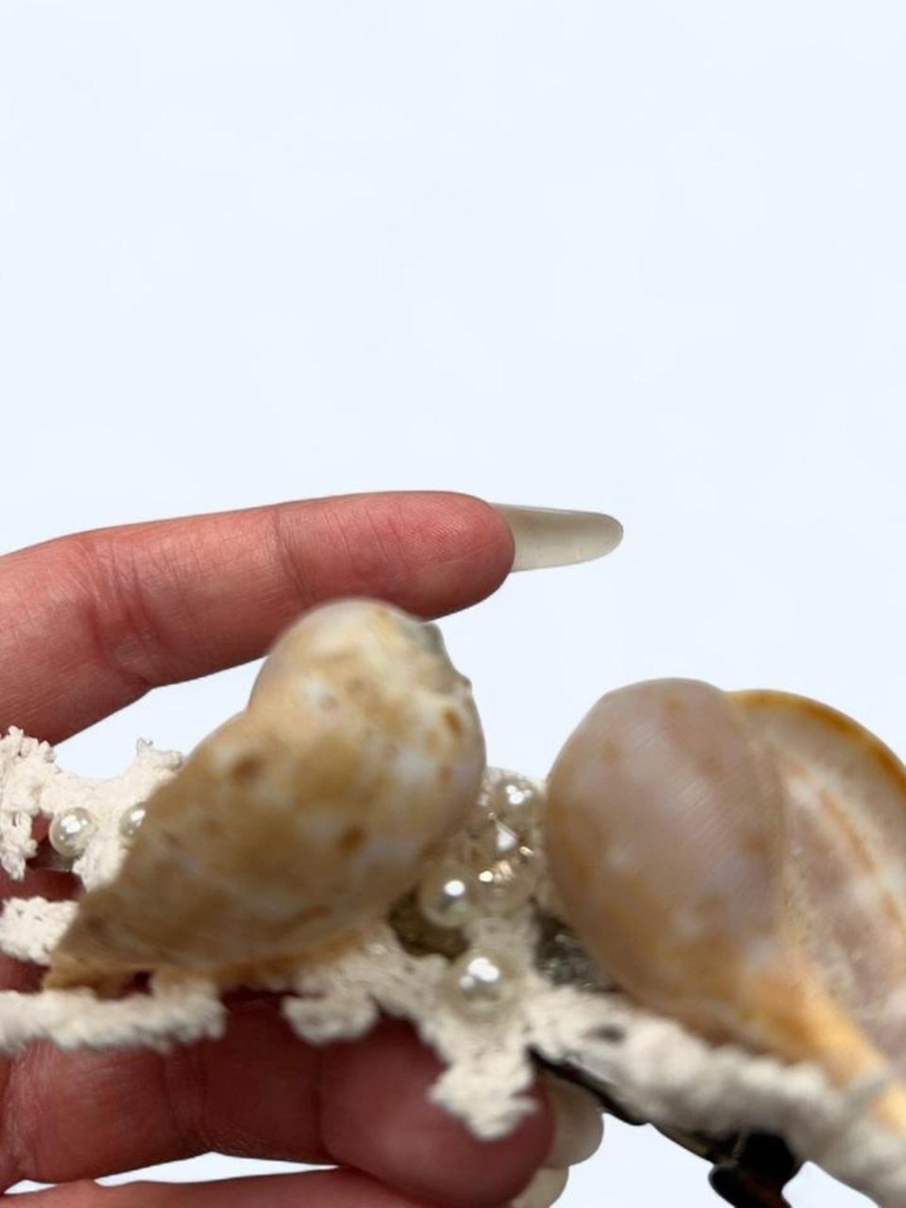 Seashell Hair Clip with Pearls, Beads, and Lace - Picture 4 of 6
